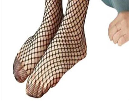 ارتداء الجوارب أثناء النوم يسبب العمى!؟ ارتداء الجوارب أثناء النوم يسبب العمى!؟