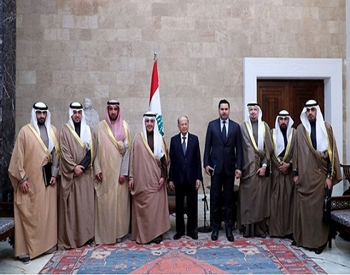 الكويت تسلم لبنان ورقة مطالب خليجية.. ومهلة للرد الكويت تسلم لبنان ورقة مطالب خليجية.. ومهلة للرد