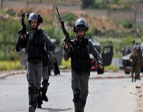 الاحتلال يعتقل 12 فلسطينيا بالضفة الغربية الاحتلال يعتقل 12 فلسطينيا بالضفة الغربية