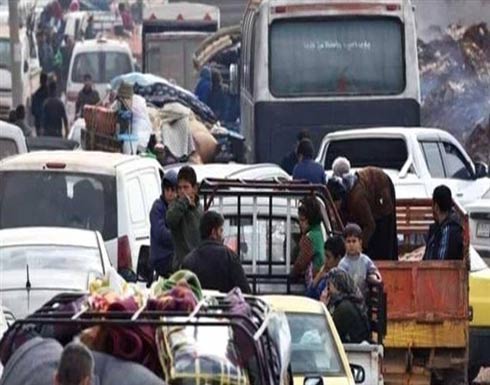 مئات المدنيين يغادرون عفرين مئات المدنيين يغادرون عفرين