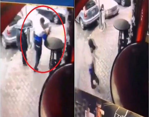 شاهد: لبناني يسرق “سيخ شاورما” من أحد مطاعم ويفر هارباً شاهد: لبناني يسرق “سيخ شاورما” من أحد مطاعم ويفر هارباً
