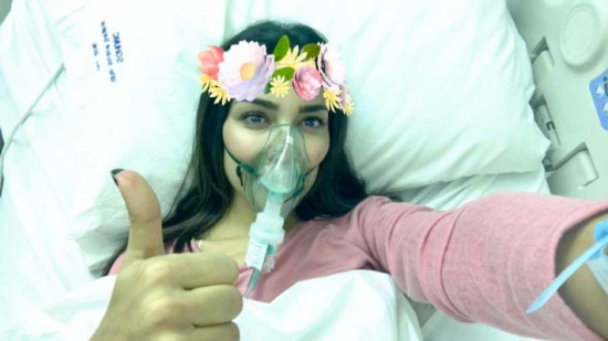 نادين نسيب نجيم تنشر صورتها من على سرير المرض نادين نسيب نجيم تنشر صورتها من على سرير المرض
