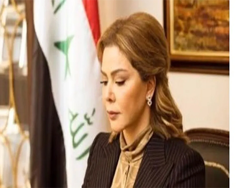 ابنة صدام تنشر فيديو لعرض عسكري أمام والدها بذكرى تأسيس جيش العراق (شاهد) ابنة صدام تنشر فيديو لعرض عسكري أمام والدها بذكرى تأسيس جيش العراق (شاهد)