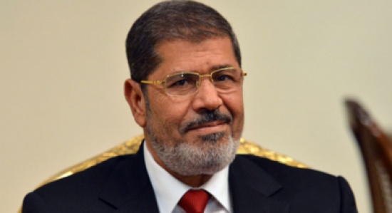 نجل مرسي لوالده: “كيف حالك بعد العزلة والأسر الانفرادي لـ ٣ سنوات.. اشتقنا لك “ نجل مرسي لوالده: “كيف حالك بعد العزلة والأسر الانفرادي لـ ٣ سنوات.. اشتقنا لك “