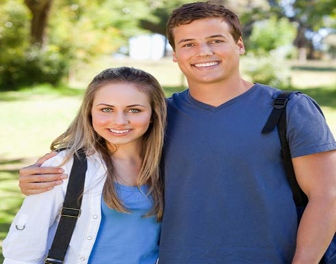 لماذا يُعجب الرجل بالمرأة القصيرة؟ لماذا يُعجب الرجل بالمرأة القصيرة؟