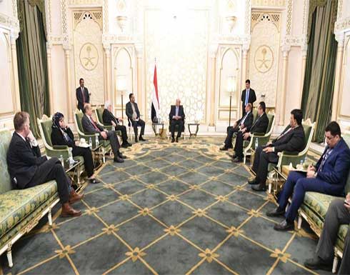 الرئيس اليمني: التصعيد الحوثي يؤكد نوايا لاستمرار الحرب الرئيس اليمني: التصعيد الحوثي يؤكد نوايا لاستمرار الحرب