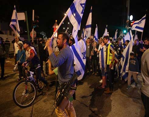 مسيرة لمستوطنين إسرائيليين ضد فلسطينيي اللد .. بالفيديو مسيرة لمستوطنين إسرائيليين ضد فلسطينيي اللد .. بالفيديو