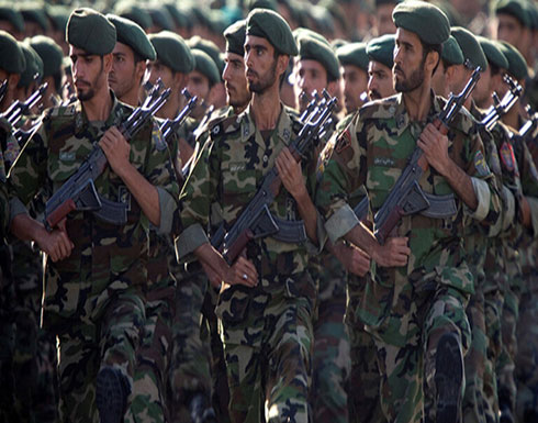 إيران تكشف عن أسلحة جديدة خلال عرض عسكري إيران تكشف عن أسلحة جديدة خلال عرض عسكري