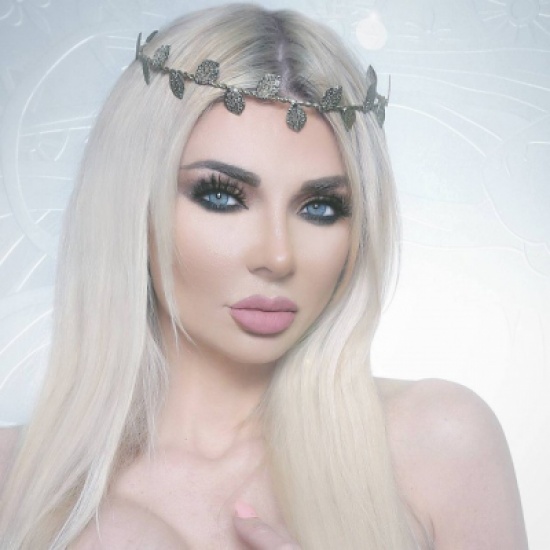 ميريام كلينك - تتصل بتنظيم ارهابي ماذا تقول؟ " صورة " ميريام كلينك - تتصل بتنظيم ارهابي ماذا تقول؟ " صورة "