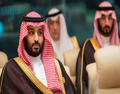 ولي العهد السعودي يصطحب أمير قطر بسيارته في جولة في محافظة العلا .. شاهد