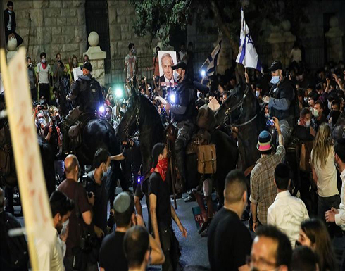 عشرات آلاف الإسرائيليين يواصلون التظاهر ضد نتنياهو .. بالفيديو عشرات آلاف الإسرائيليين يواصلون التظاهر ضد نتنياهو .. بالفيديو