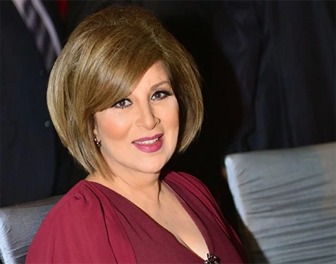 علامات السن تظهر عليها .. شاهد : أحدث ظهور للفنانة ” بوسي “