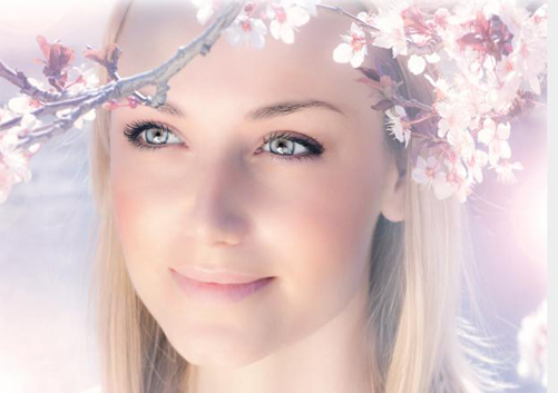 سيدتي تعرفي على الطريقة الصحيحة للعناية ببشرتك ...