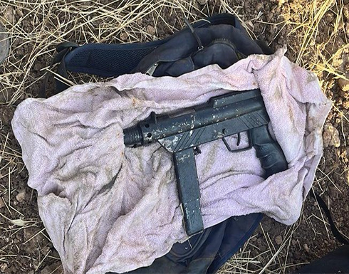 الاحتلال يعتقل شخصين قرب "باقة" بزعم محاولتهما التسلل وحيازة سلاح الاحتلال يعتقل شخصين قرب "باقة" بزعم محاولتهما التسلل وحيازة سلاح
