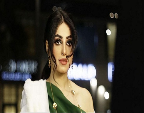 أول ظهور لخطيب المهرة البحرينية وتكهنات حول جنسيته أول ظهور لخطيب المهرة البحرينية وتكهنات حول جنسيته