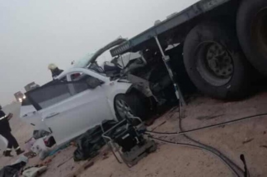بالصور..سعودي يشاهد زوجته الحامل وأولاده الخمسة يموتون أمامه في حادث بشع بالصور..سعودي يشاهد زوجته الحامل وأولاده الخمسة يموتون أمامه في حادث بشع