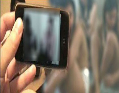 فضيحة أخلاقية.. فتاة تُصور نساء عاريات داخل حمام شعبي بالدار البيضاء