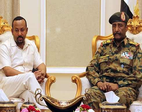 سودانيون يهتفون بحرارة لرئيس الوزراء الإثيوبي (شاهد) سودانيون يهتفون بحرارة لرئيس الوزراء الإثيوبي (شاهد)