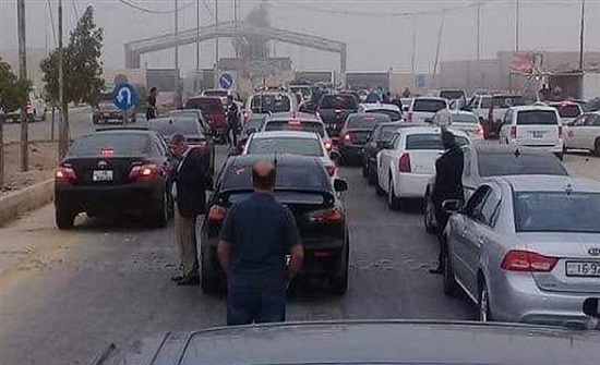 مصدر : لامباحثات لفتح معبر ثانٍ بين الأردن وسوريا مصدر : لامباحثات لفتح معبر ثانٍ بين الأردن وسوريا