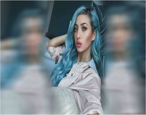 مودل روز بصورة يظهر فيها شخص شبه عار.. هل كانت بحفل للمثليين؟ مودل روز بصورة يظهر فيها شخص شبه عار.. هل كانت بحفل للمثليين؟