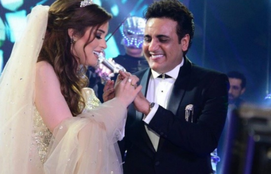 أصغر مروضة اسود تروّض الملحن محمد رحيم وتدخله قفص الزوجية!… فيديو أصغر مروضة اسود تروّض الملحن محمد رحيم وتدخله قفص الزوجية!… فيديو
