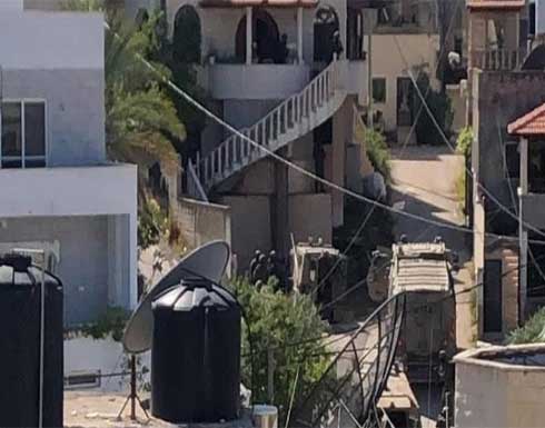 إصابات بمواجهات عقب اقتحام منزلي منفذا عمليّة إلعاد في رمانة .. بالفيديو إصابات بمواجهات عقب اقتحام منزلي منفذا عمليّة إلعاد في رمانة .. بالفيديو