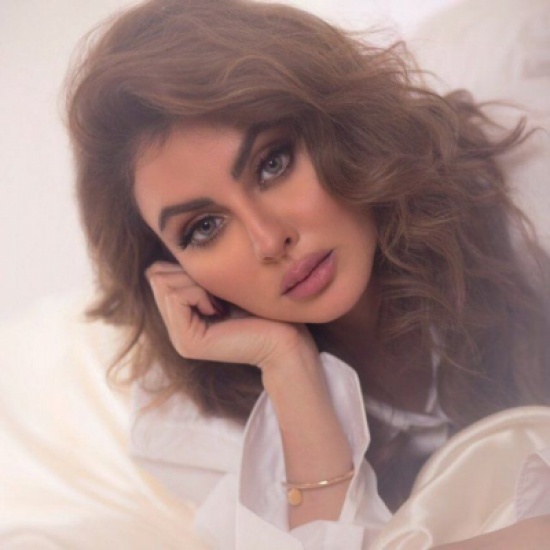 بالفيديو - مريم حسين ترقص لجمهورها في يوم ميلادها... وهكذا قلّدت هيفاء وهبي! بالفيديو - مريم حسين ترقص لجمهورها في يوم ميلادها... وهكذا قلّدت هيفاء وهبي!