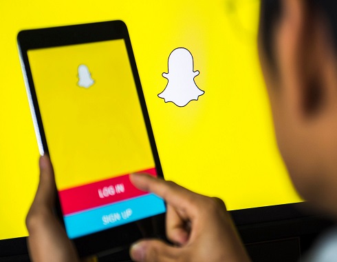 عطل يصيب تطبيق "سناب شات" حول العالم عطل يصيب تطبيق "سناب شات" حول العالم