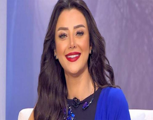 شاهد : رضوى الشربيني ترتدي بدلة الراقصة جوهرة وتسأل: "من الأجمل" شاهد : رضوى الشربيني ترتدي بدلة الراقصة جوهرة وتسأل: "من الأجمل"
