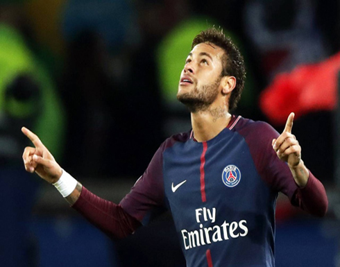 نيمار ينال جائزة أفضل لاعب في فرنسا ويتكتم على مستقبله نيمار ينال جائزة أفضل لاعب في فرنسا ويتكتم على مستقبله