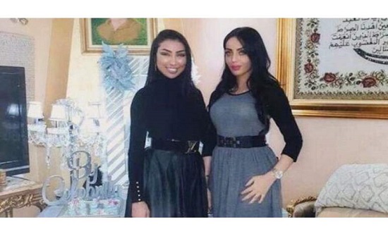 فضائح مخلة وابتزاز.. القبض على الفنانة دنيا بطمة وشقيقتها فضائح مخلة وابتزاز.. القبض على الفنانة دنيا بطمة وشقيقتها
