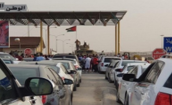 فتح المعبر امام العالقين على الحدود الأردنية السورية فتح المعبر امام العالقين على الحدود الأردنية السورية