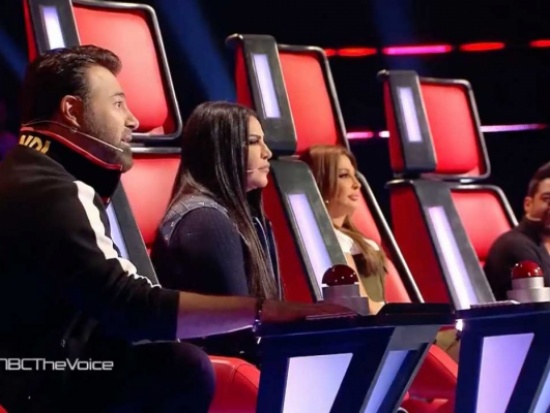 بداية قوية لـ “The Voice” مع المتسابقة العراقية دموع… ومشادة بين اللجنة للفوز بها بداية قوية لـ “The Voice” مع المتسابقة العراقية دموع… ومشادة بين اللجنة للفوز بها