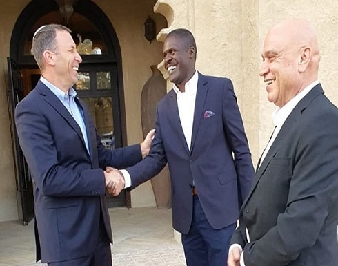 لقاءات بمسؤولين إسرائيليين تشعل أزمة صلاحيات في السودان لقاءات بمسؤولين إسرائيليين تشعل أزمة صلاحيات في السودان